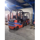 Noblelift Brand Electric Forklifts COUNTER BALANCED 1