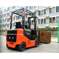 Forklift Electric bergaransi resmi  cap 3 ton tinggi 3 m harga termurah Merk Nobleift