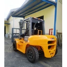 Diesel Forklift Brand V Max Engine Isuzu Capacity 3 Tons To 5 Tons Height 3 M To 5 1