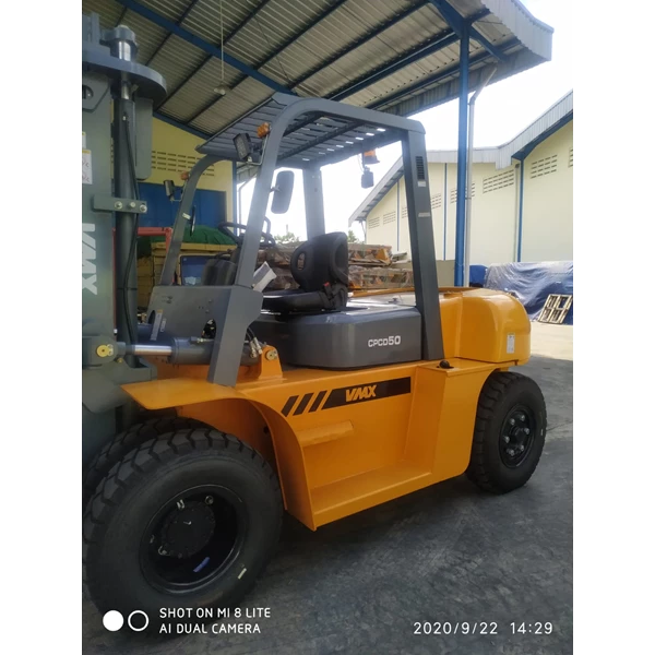 New Forklift Diesel Cap 5 Ton tinggi 3 m Merk VMax isuzu engine harga termurah 2022